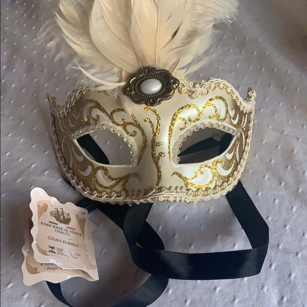 Face Mask - Picture 2 of 6